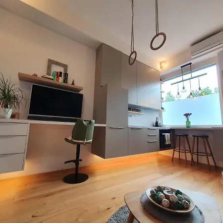 Harmony - Your Cozy Retreat A Short Walk From The Center Apartamento