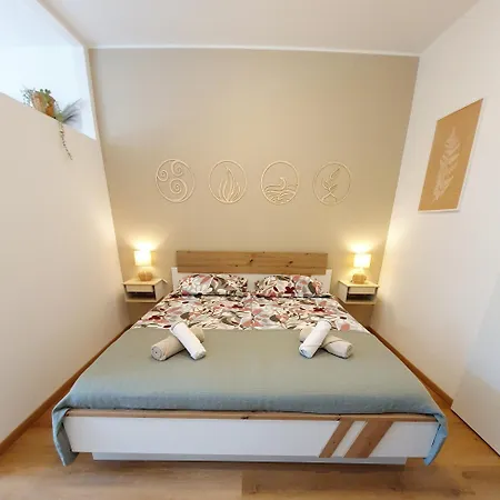 Harmony - Your Cozy Retreat A Short Walk From The Center Apartment *