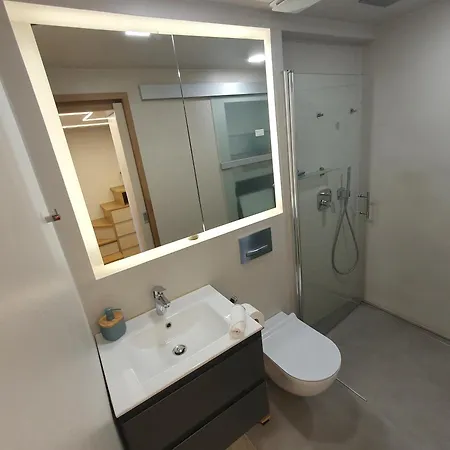 Harmony - Your Cozy Retreat A Short Walk From The Center * ポルトローシュ